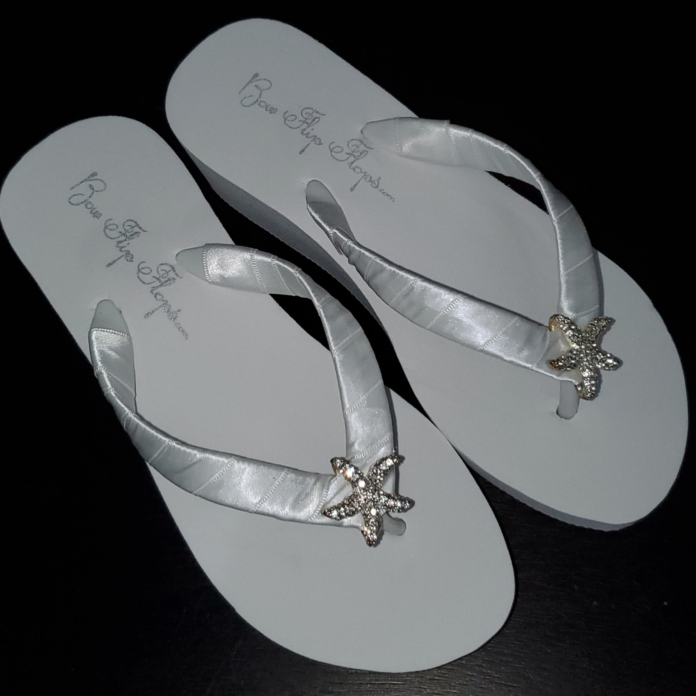 White Bridal Bow Flip Flops size 7